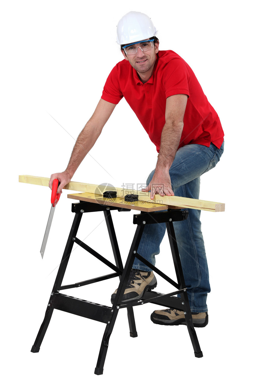 切割木材工匠男人建筑工人机器劳动者风镜工具手臂手指男性图片