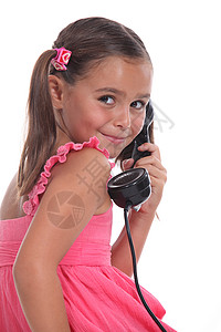 夏季防溺水宣传拥有旧电话听筒的女孩背景