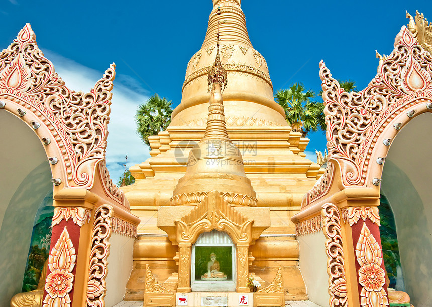 黄金佛教寺庙结构宗教建筑神社佛教徒图片