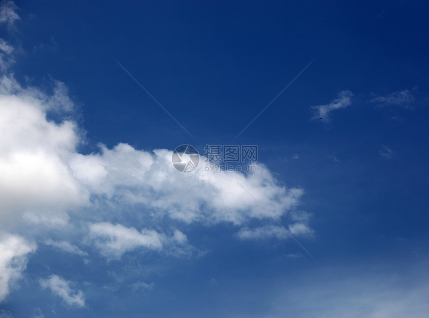 蓝蓝天空自由气象活力天堂阳光气候天际风景场景臭氧图片