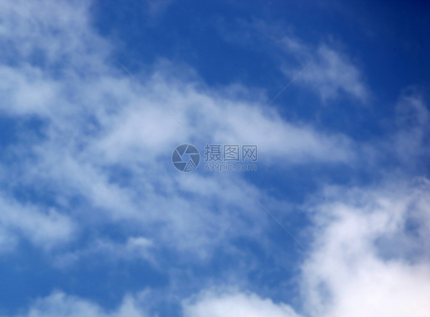 蓝蓝天空臭氧蓝色阳光场景天际自由天气风景环境气象图片