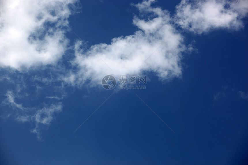 蓝天空背景天气臭氧自由环境天际柔软度天堂天空阳光气象图片