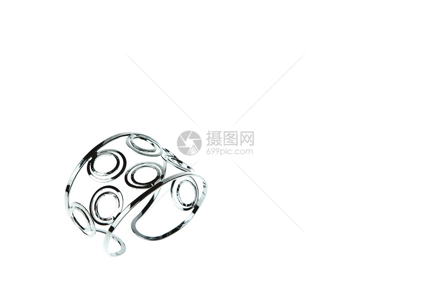 白色背景上孤立的手镯财富珠宝文化奢华礼物女性戒指优雅风俗宝石图片