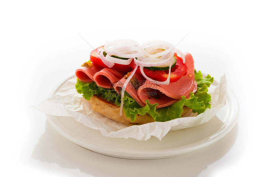 吉亚巴塔三明治烹饪盘子沙拉面包香肠配料午餐小吃饮食餐厅图片