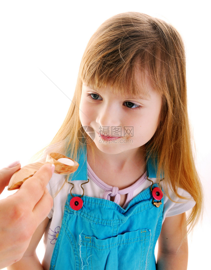 药物服用闲暇白色金发孩子们女郎剂量病态勺子木质女孩图片
