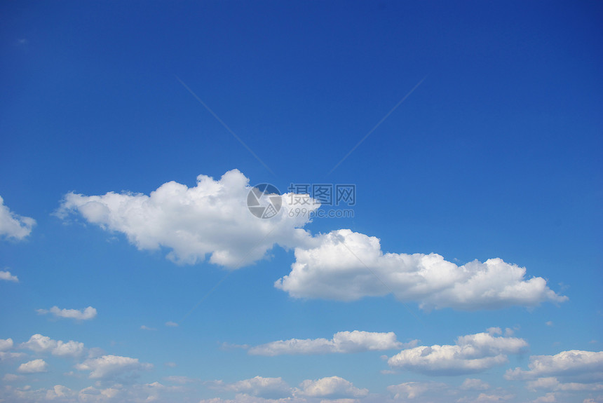 云季节性镜片太阳晴天季节多云天堂白色天空气象图片