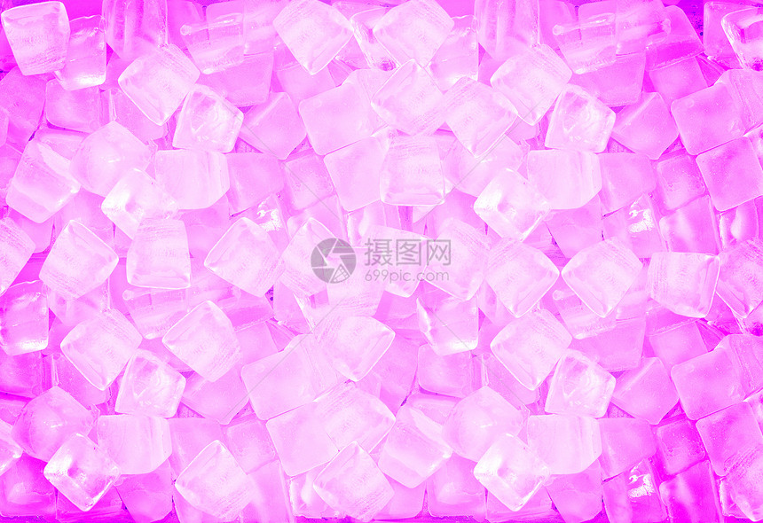 夏季炎热的抽象紫冰立方背景辉光液体冻结冷藏水晶宏观清凉反射紫色冰块图片