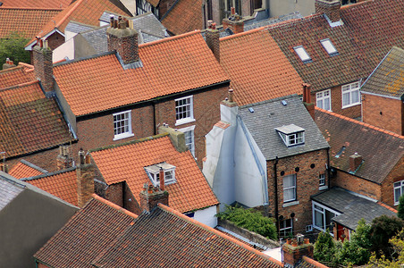 城市住房瓷砖家园住宅高架英语红色石板平铺花园屋顶背景图片