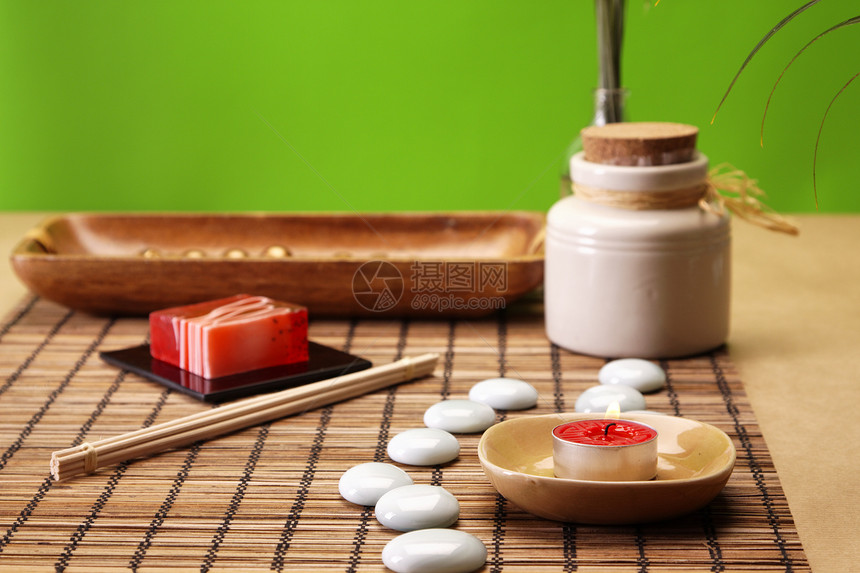 斯帕和美 芳香和油产品治疗石头瓶子护理卫生疗法肥皂身体化妆品图片