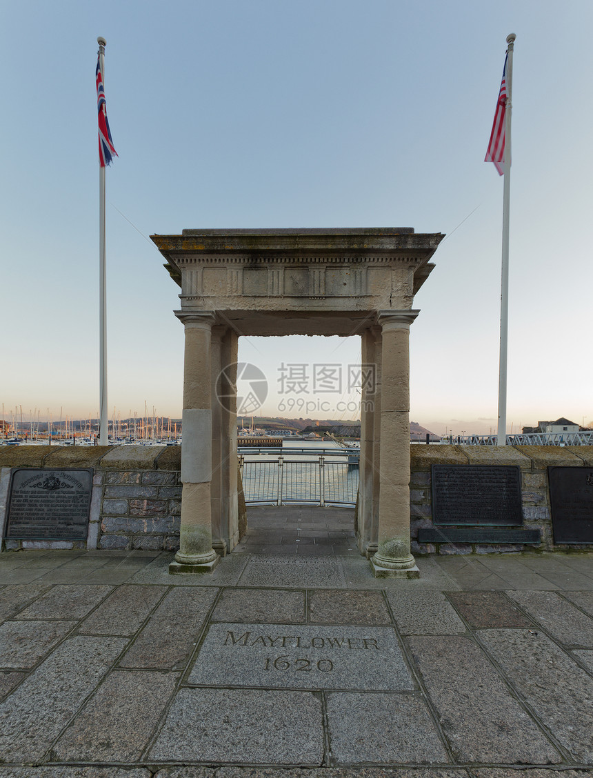 联合王国普利茅斯Mayflowen 步骤Arch旅行拱道历史性脚步清教徒历史纪念碑图片