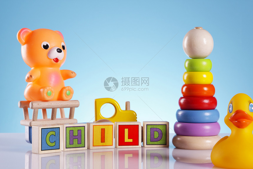 婴儿玩具童年儿童新生男生戒指礼物奶嘴红色黄色生活图片
