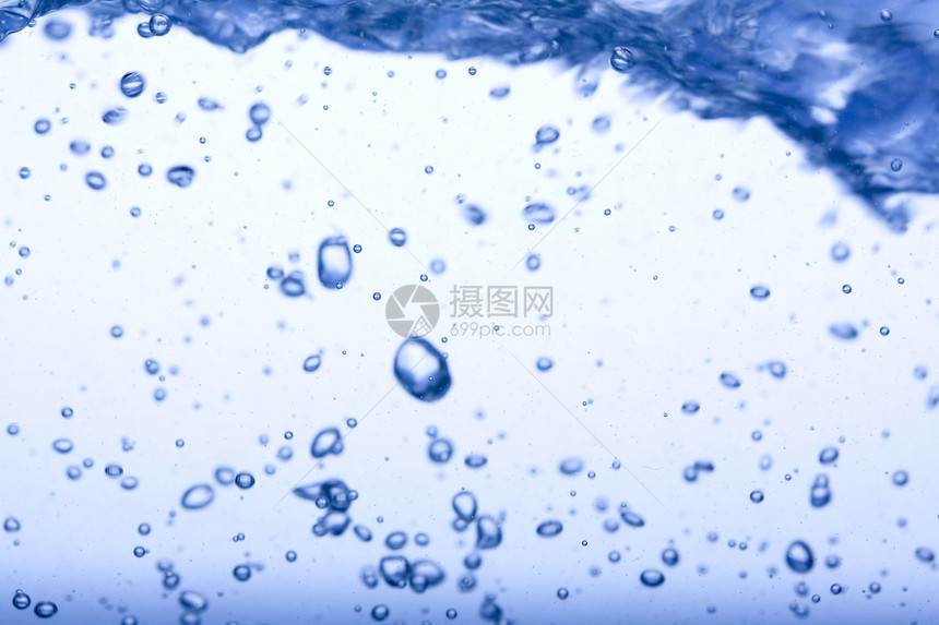 水喷水口渴温泉海浪白色飞溅图片