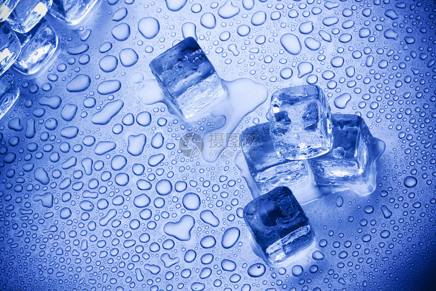 冰晶立方体蓝色水滴寒冷寒意水晶冰块冰箱液体图片