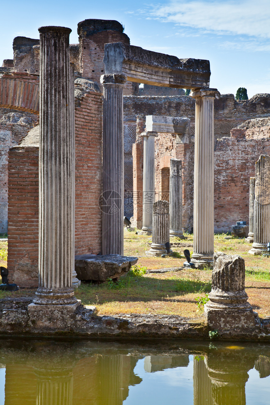 罗马柱柱子历史性地标纪念碑遗产皇帝废墟吸引力场景别墅图片