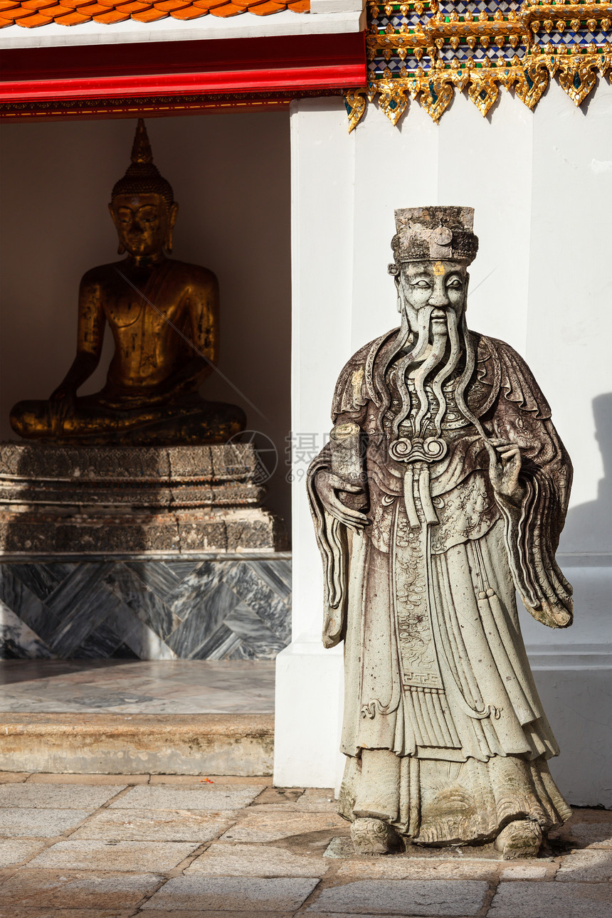 泰国Watho石石监护人上帝石雕雕塑守护者寺庙场所建筑雕像宗教佛教徒图片