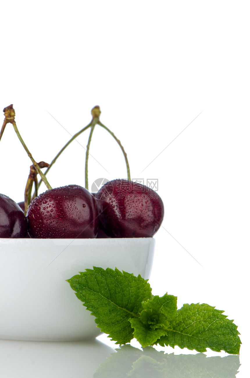 碗中的樱桃水果小吃营养维生素季节性白色饮食甜点盘子浆果图片