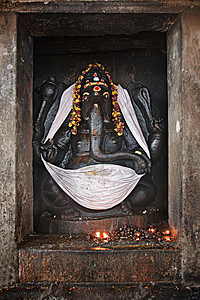 布里哈迪什瓦拉尔布里哈迪什瓦拉神庙泰米尔纳德邦高清图片
