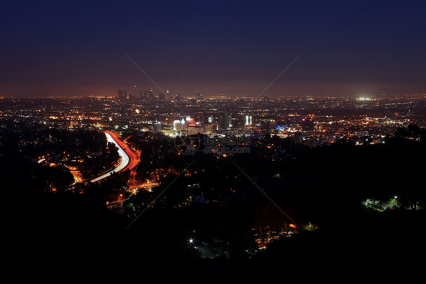 洛杉矶市夜市城市中心商业景观夜生活旅行建筑物辉光市中心交通图片