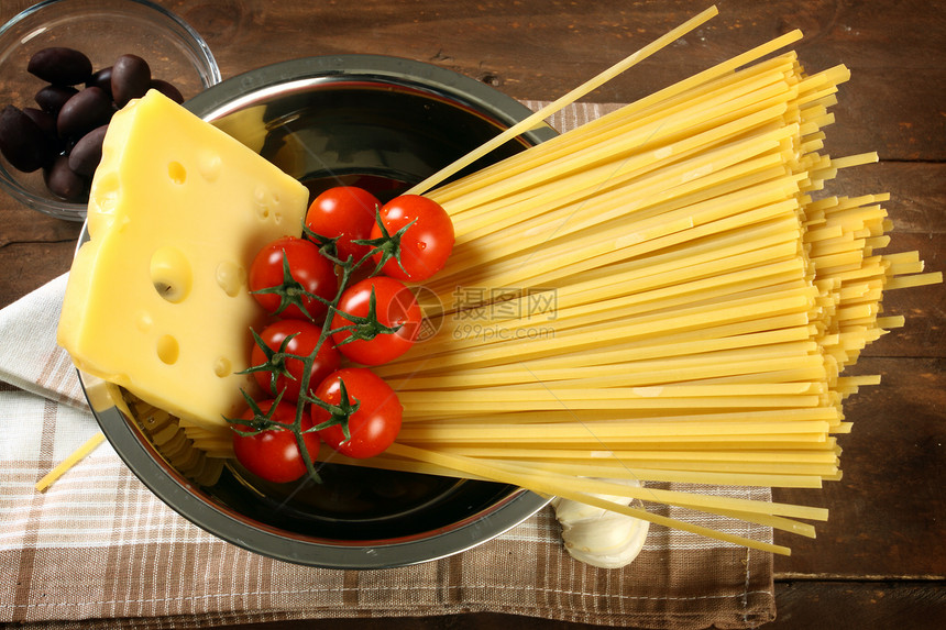 烹饪意大利意面食物美食午餐文化蔬菜黄色小麦宏观面条图片