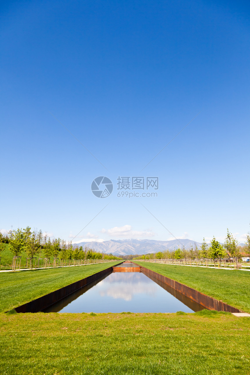 水池水库活力资源乡村农村场景国家天空草地气候图片