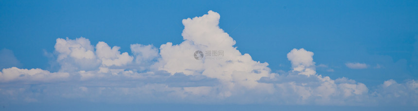 全景天空和云云天蓝色沉淀季节气氛云景气候积雨环境晴天水分图片