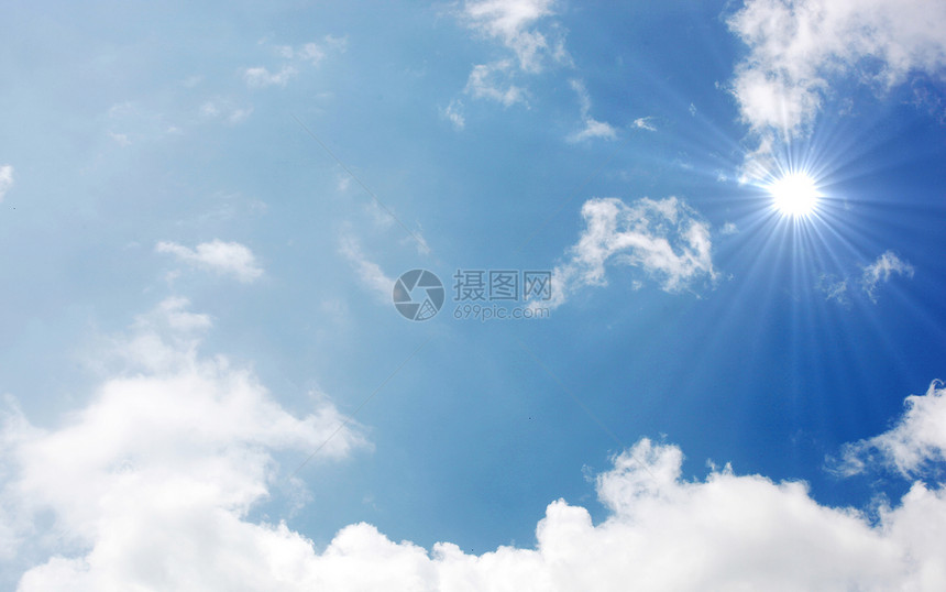 阳光天空背景多云全球射线太阳紫外线宗教气象晴天预报天气图片