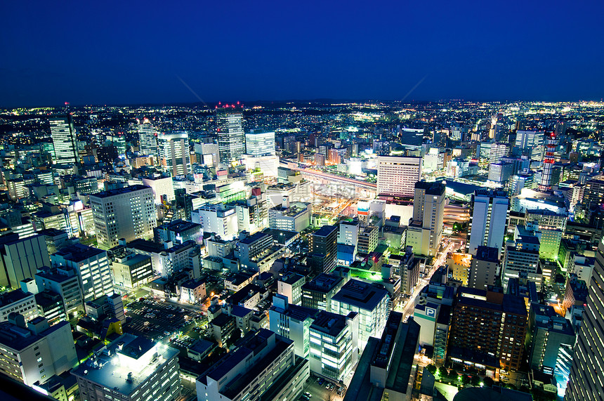 夜间仙台火车站图片