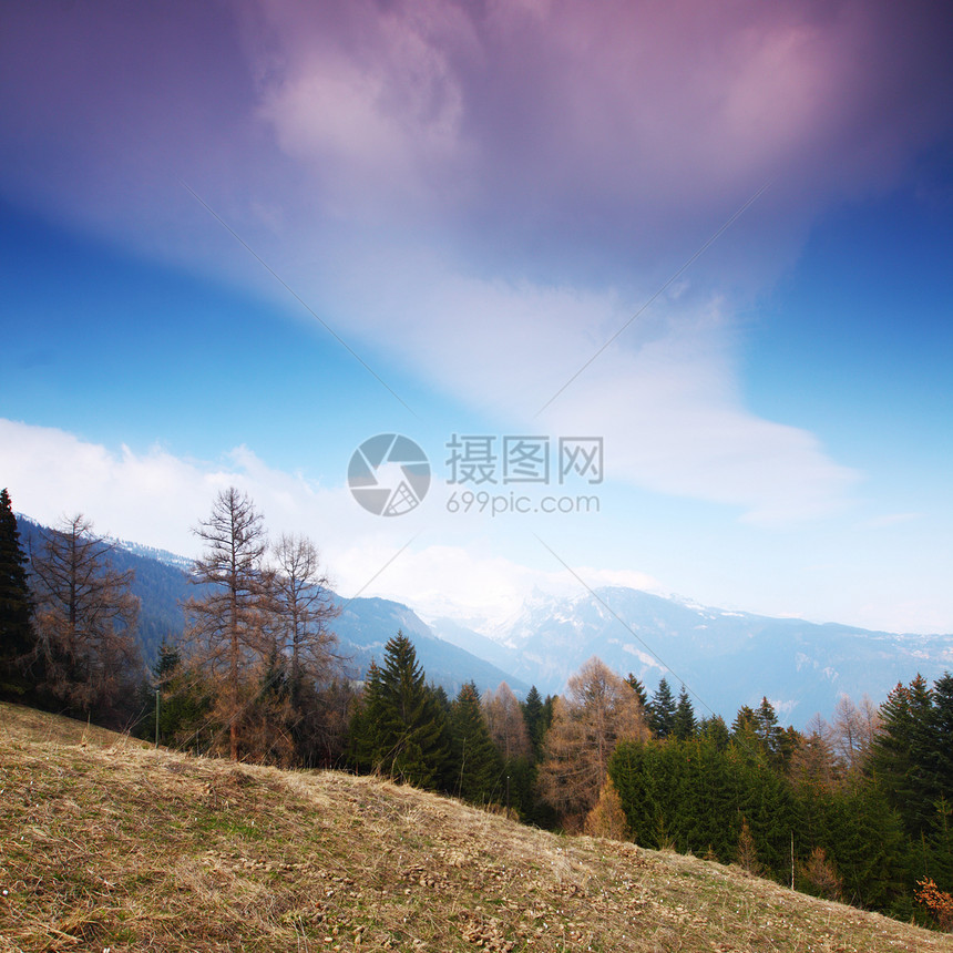 弹簧振动体场景爬坡高山石头土地旅行岩石假期旅游自由图片