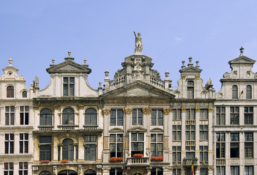 布鲁塞尔Grand Place旅行蓝色首都正方形文化地标地方房屋山墙建筑图片