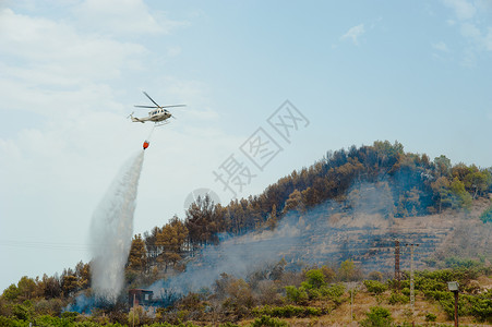 消防员转子安全灭火飞行森林水平消防队员飞机情况行动背景图片