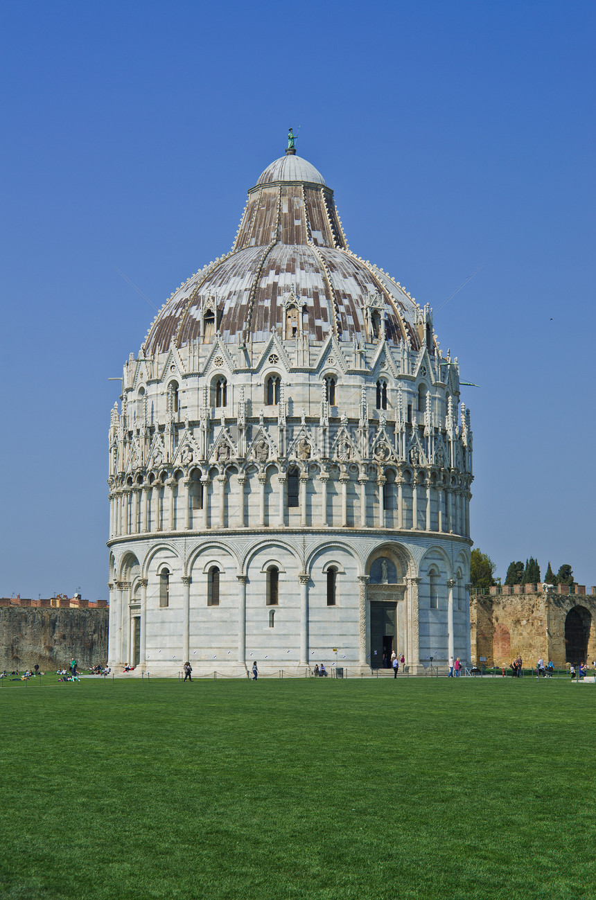 意大利比萨浸礼会 意大利艺术柱子教会正方形圆顶倾斜地标世界广场遗产图片