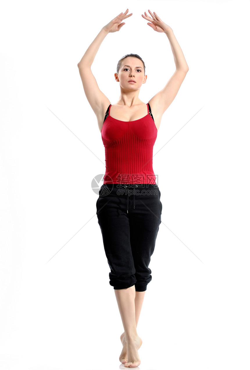 参加运动锻炼运动的女运动员黑发力量身体女孩飞跃女士活动舞蹈家训练运动装图片