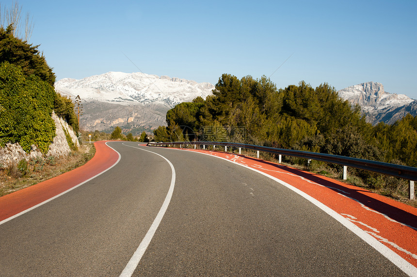 瓜达莱斯特公路风景曲线自行车车道山脊水平图片