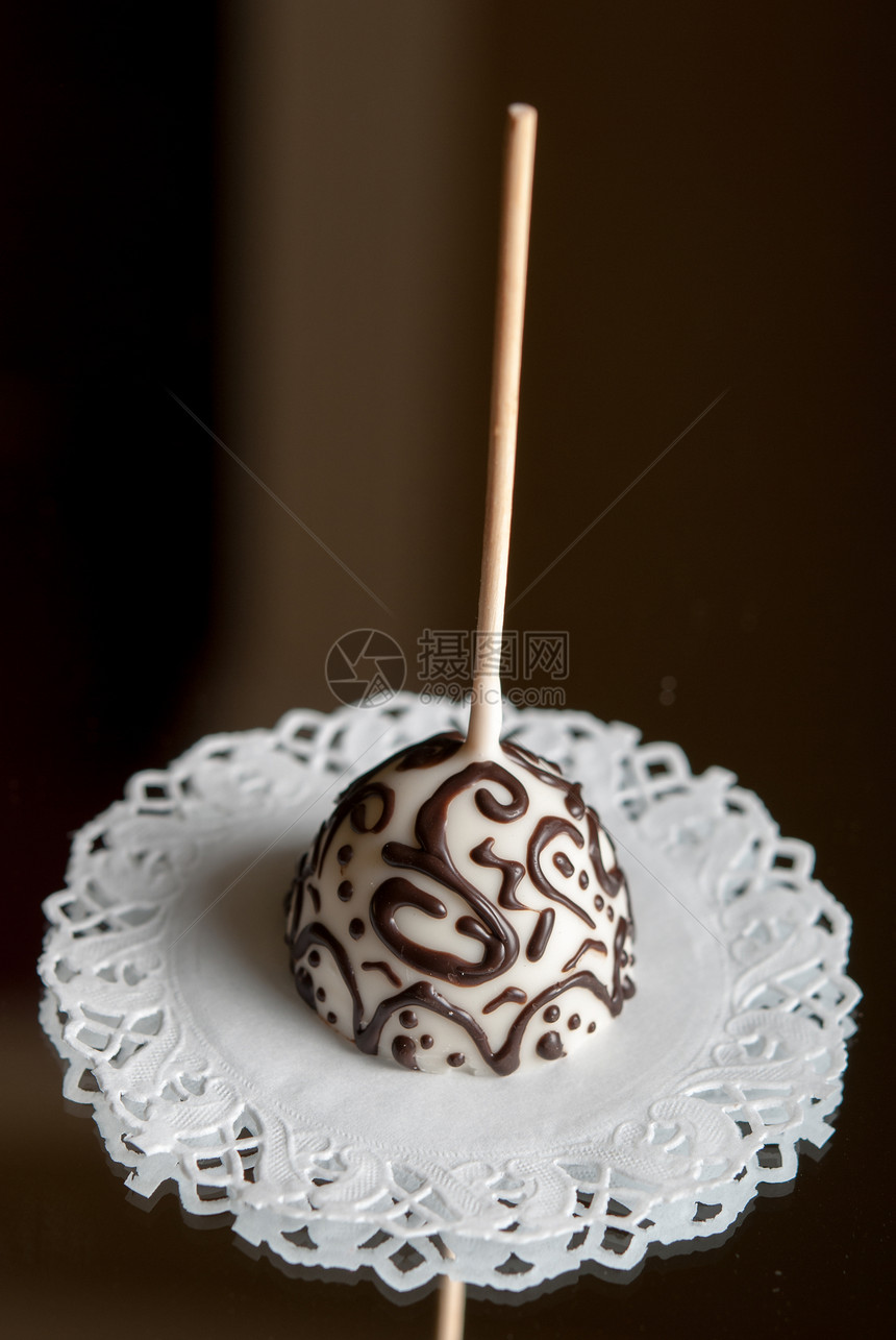 豪华手工制作白巧克力糖果美食育肥可可食物展示食品牛奶装饰品小吃镜子图片