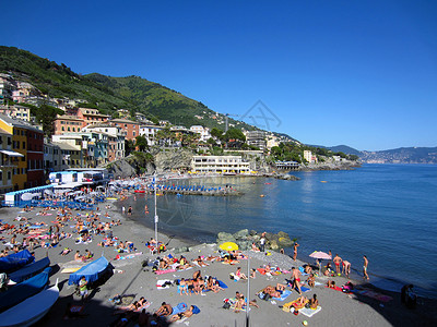 意大利博格利亚斯科历史性海滩建筑学蓝色城市天空高清图片