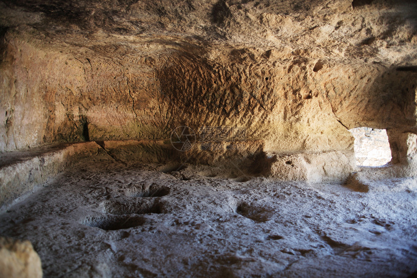 洞穴里面石头杂草避难所岩石文明客厅地层居所自然纹理图片