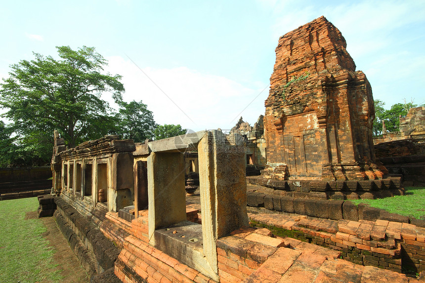 Muang Tam城堡旅游历史性考古学砂岩祷告传统岩石雕塑宗教雕刻图片