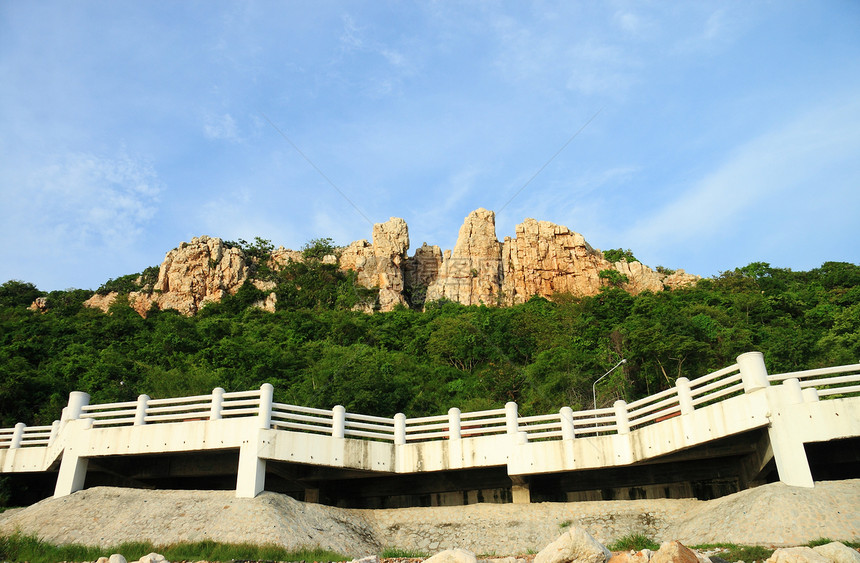 高萨姆穆克海岸悬崖太阳绿色石头爬坡风景岩石天空假期图片