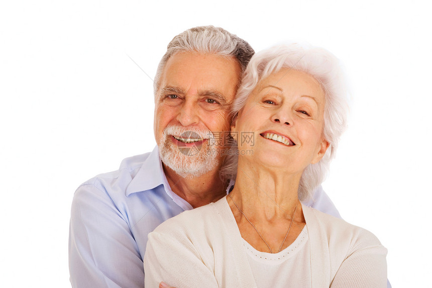 一对快乐的老夫妇的肖像男人拥抱幸福胡须白色成年人夫妻老年浪漫微笑图片