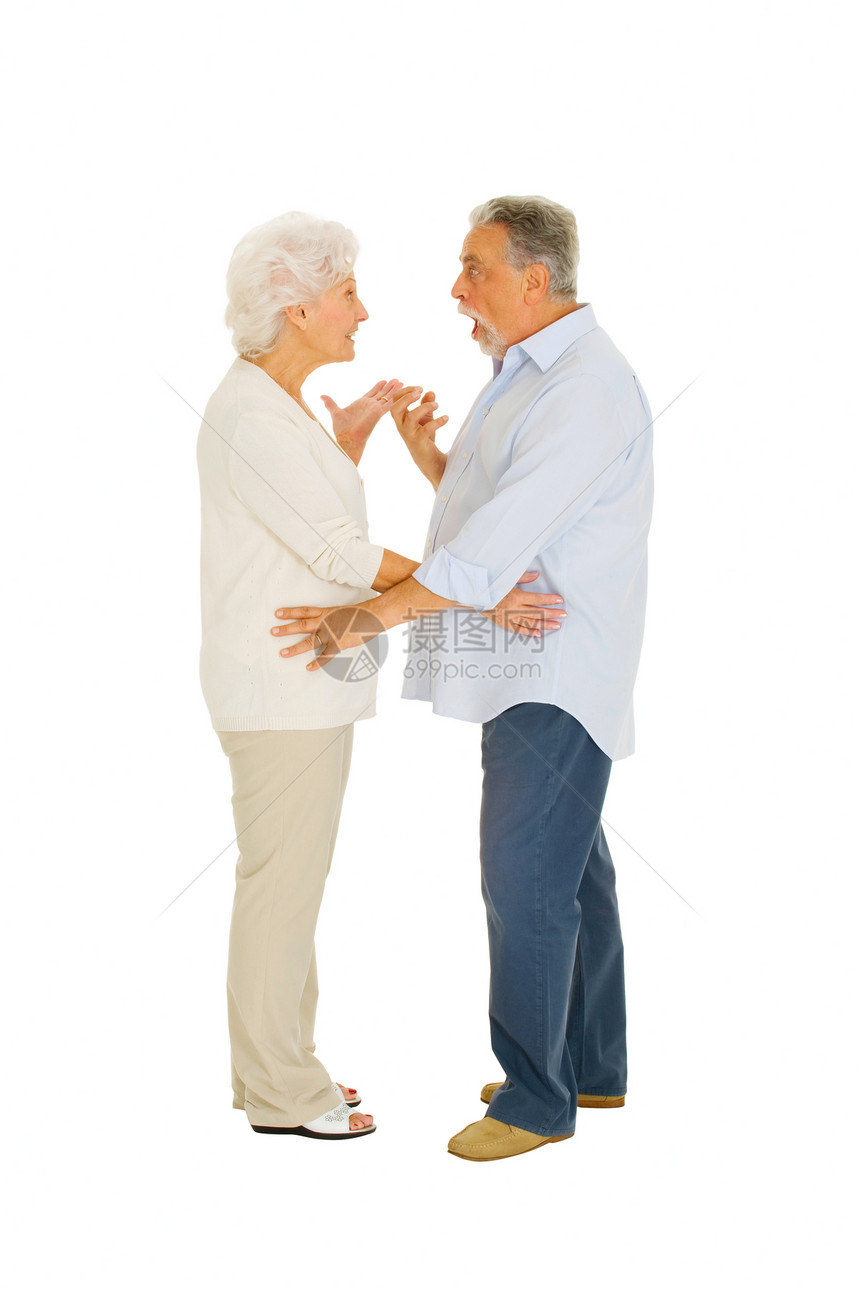 老年夫妇舞蹈成年人女士跳舞白色牛仔裤活力夫妻拥抱休闲装男人图片