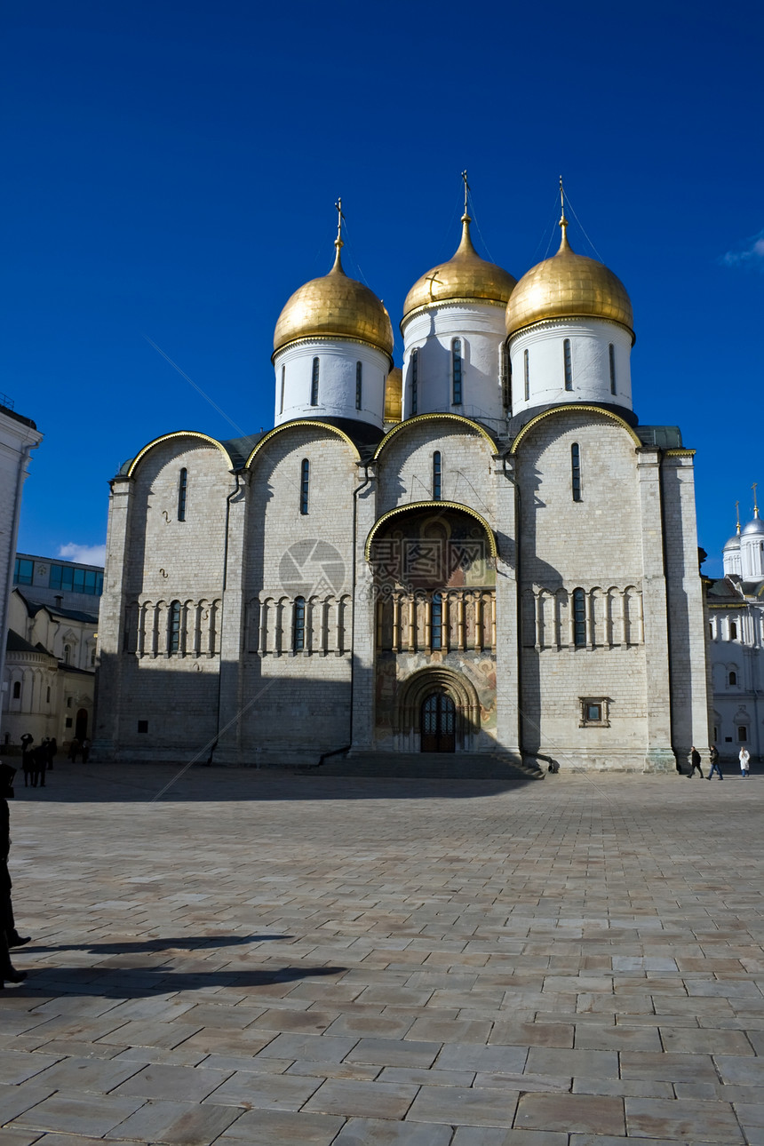 俄罗斯教会圆顶寺庙建筑白色基督宗教上帝正方形金子大教堂图片