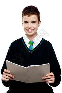 毕业生就业指导手册拥有工作手册的有魅力的男孩背景