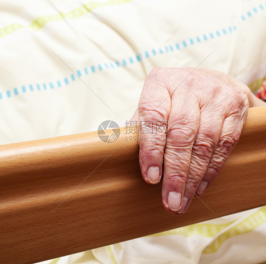 依赖护理的人敬老院疗养院老年养老院养老老人照顾图片