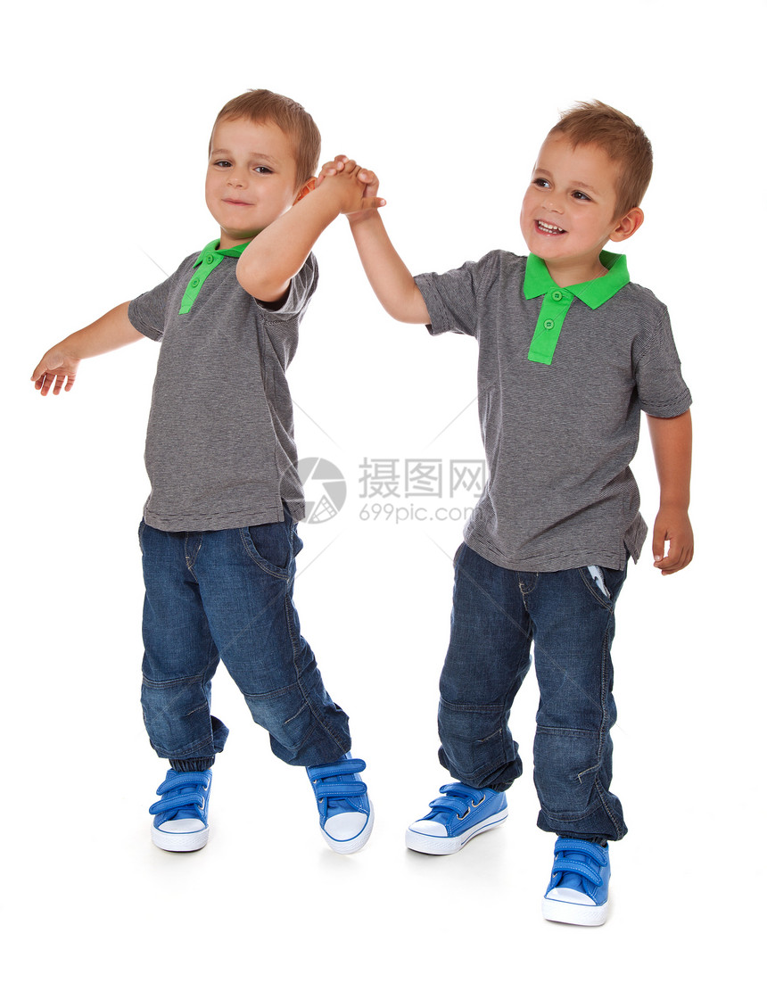 双兄弟孩子们双胞胎男生集体乐趣活动婴儿体育运动体操图片