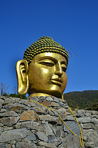 寺庙韩国金子佛教徒宗教蓝色石头天空高清图片