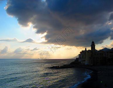 意大利海岸日落海滩支撑背景图片