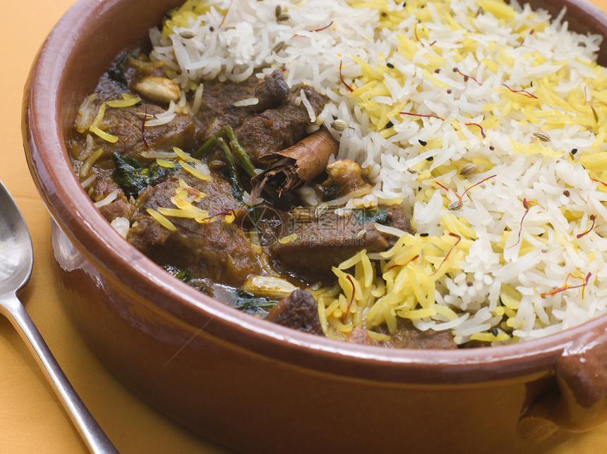 兰巴比里亚尼锅和勺子薄荷食物种子厨房羊肉谷物餐具美食国际五谷杂粮图片