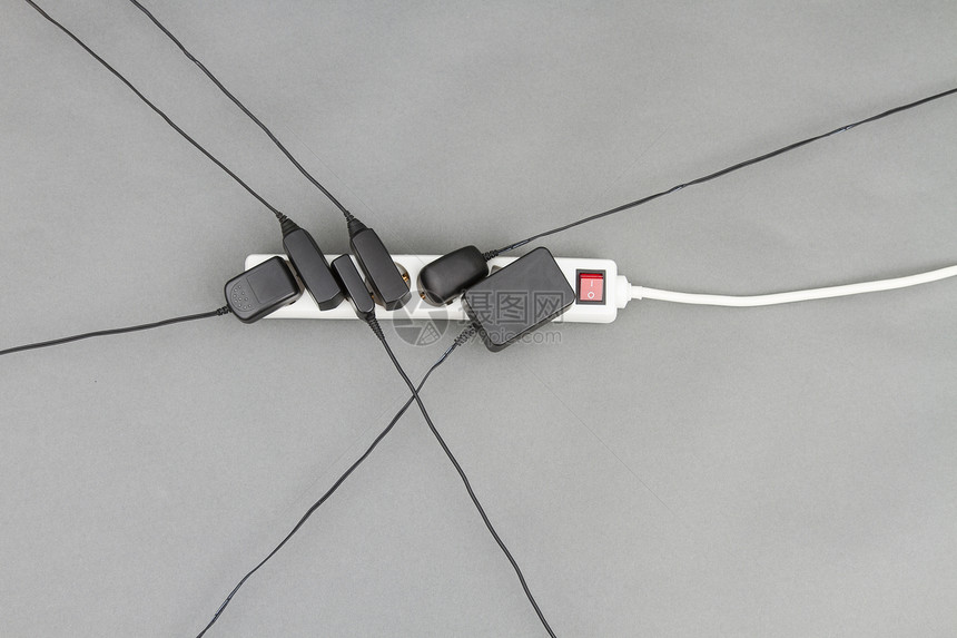 具有电力供应的多个套接字电子插座组合出口力量电缆技术塑料插头黑色图片