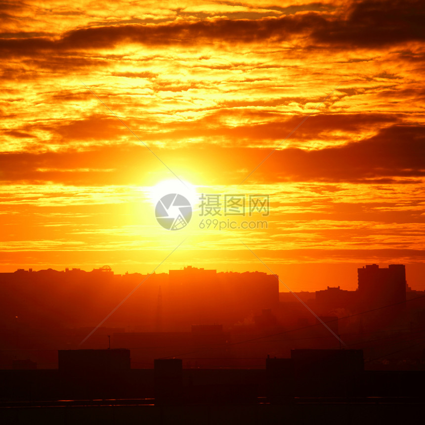 城市日出旅行时间墙纸橙子天空男人季节旅游日落太阳图片