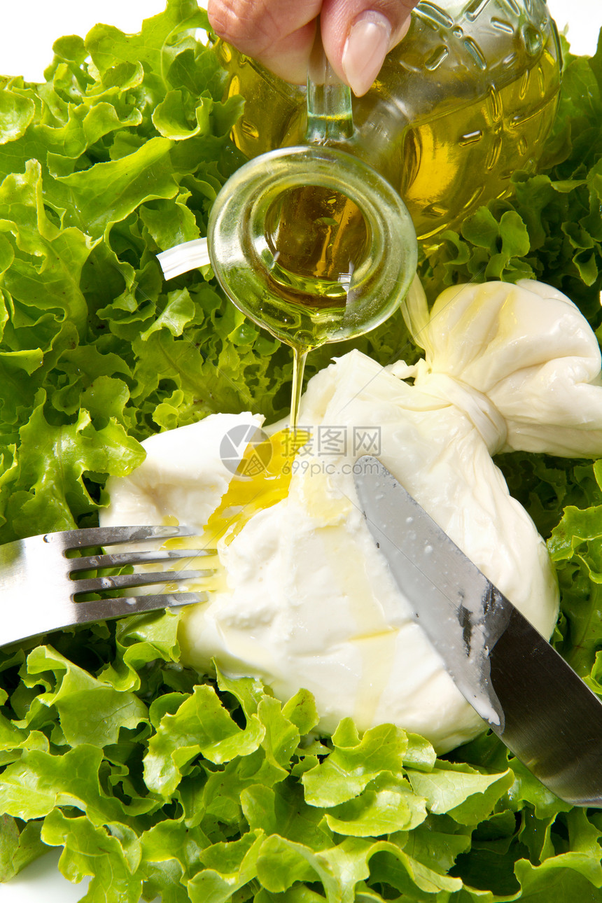 撒沙拉上布拉塔烹饪午餐沙拉饮食绿色叶子健康蔬菜食物牛奶图片